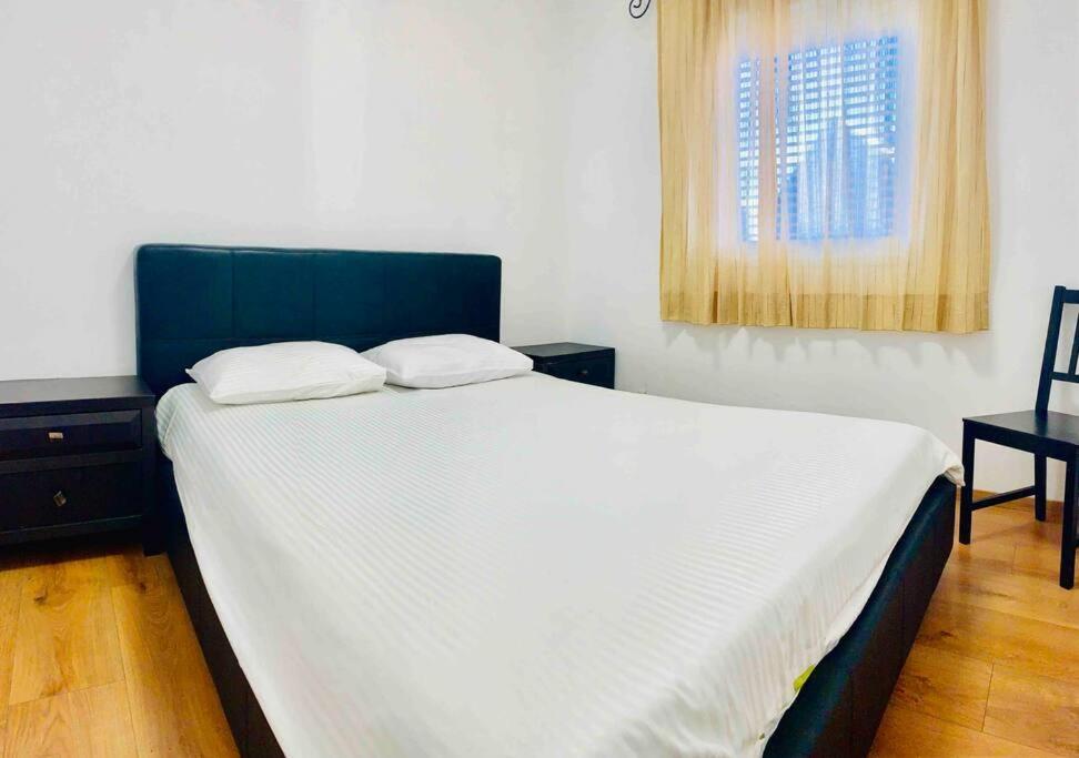 Royal Apartments , Blvd Nitza 8 Netánja Kültér fotó